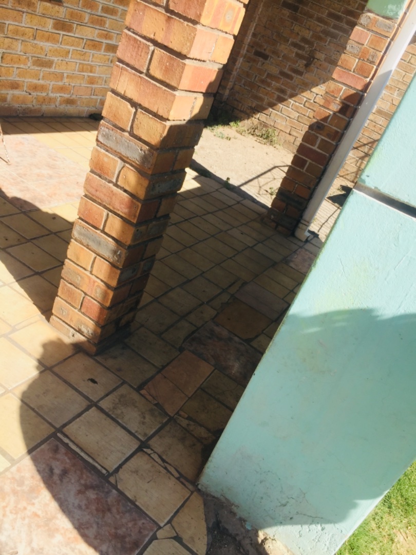  Bedroom Property for Sale in Kwazakhele Eastern Cape